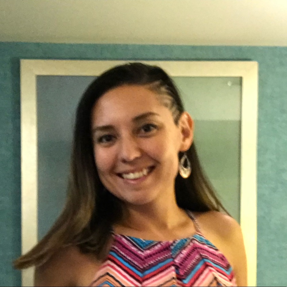 Meet your Posher, Dania